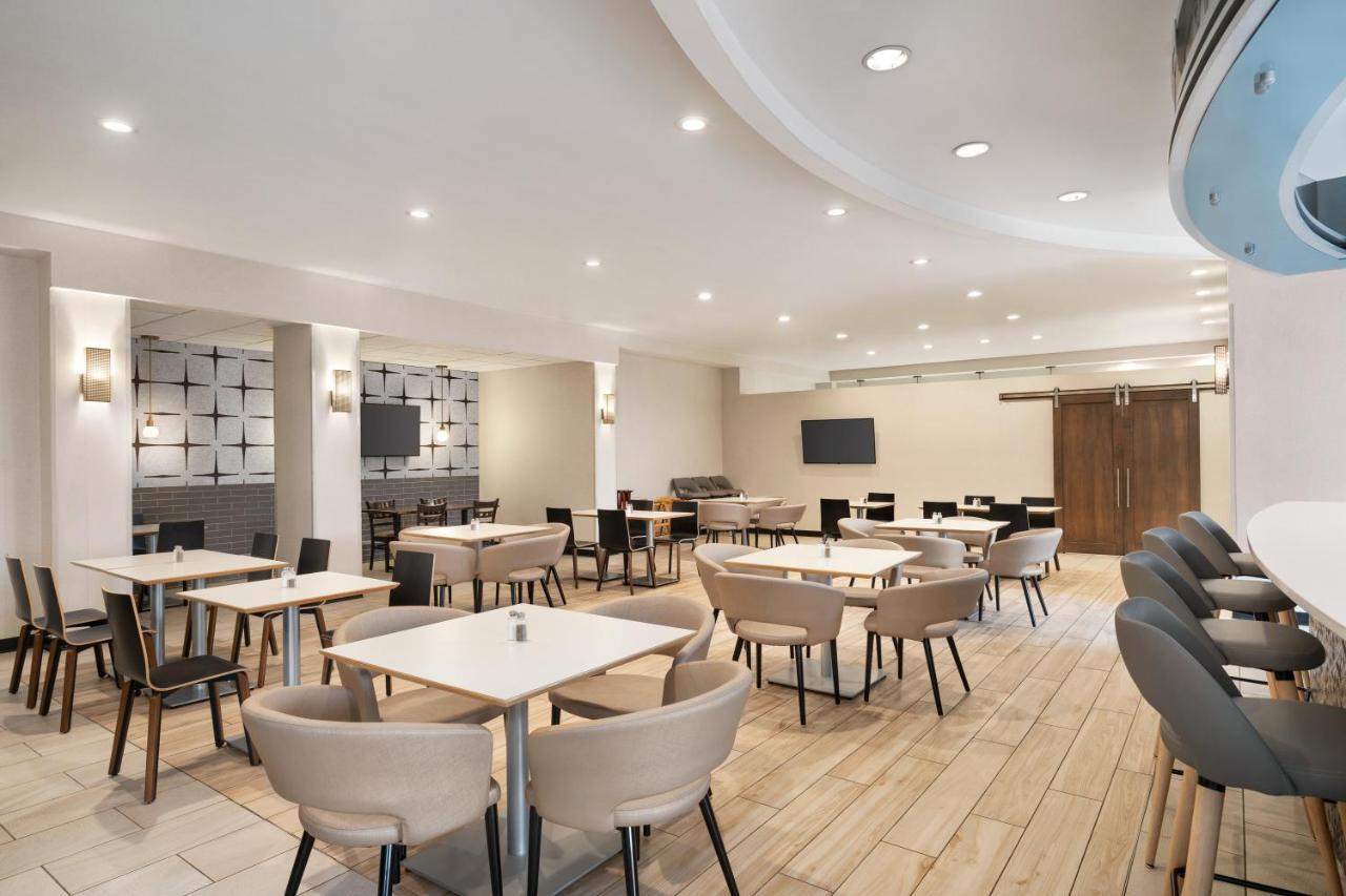Holiday Inn Florence By Ihg Экстерьер фото